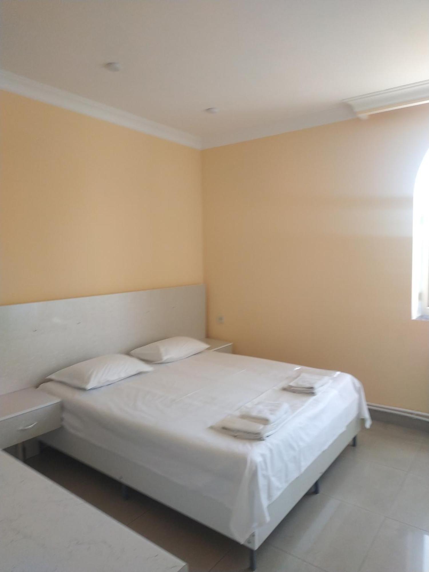 Reds Center Apartment Yerevan